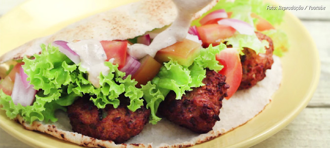 Vídeo ensina o preparo do Falafel, uma iguaria de origem árabe naturalmente vegana