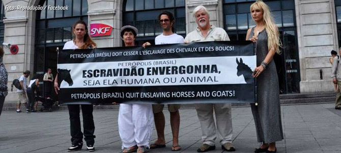 Paul Watson, da Sea Shepherd, apoia campanha por animais da cidade de Petrópolis, no Rio