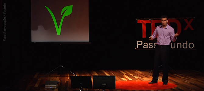 Escritor gaúcho ministra palestra sobre direitos animais e veganismo no TEDxPassoFundo