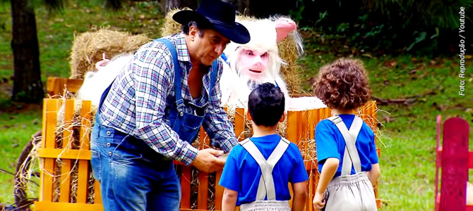 Pegadinha do Programa Silvio Santos dá a crianças o poder de salvar a vida de um porco